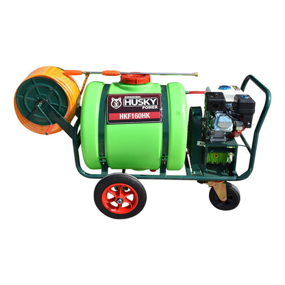 Fumigadora Parihuela De Pistones Tanque De 160 Litros Con Motor Husky 6.5 Hp Y Manguera De 100m Husky HKF160HK